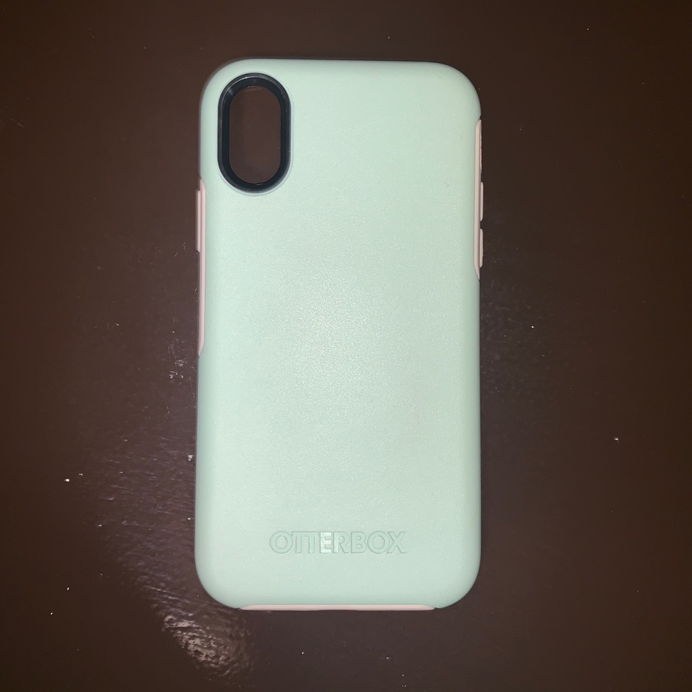 Otterbox phone case iPhone xs